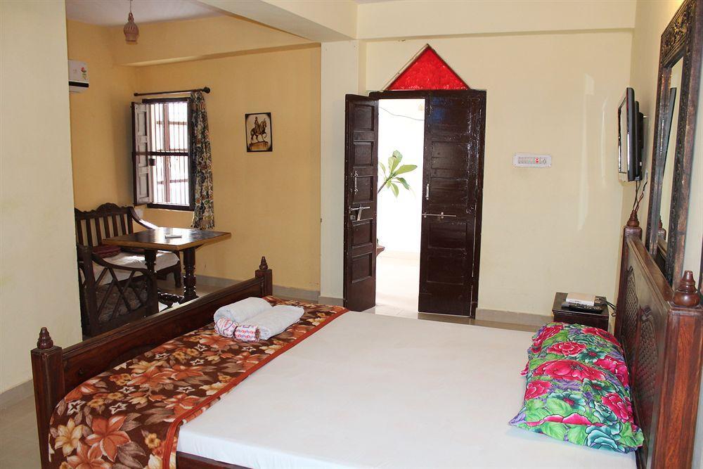 Kesar Heritage Guest House Jodhpur  Buitenkant foto
